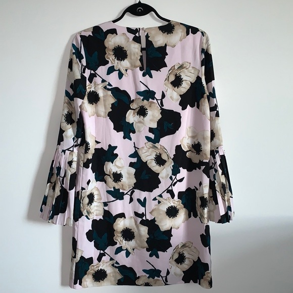 Floral Bell Sleeve Shift Dress - Picture 2 of 4